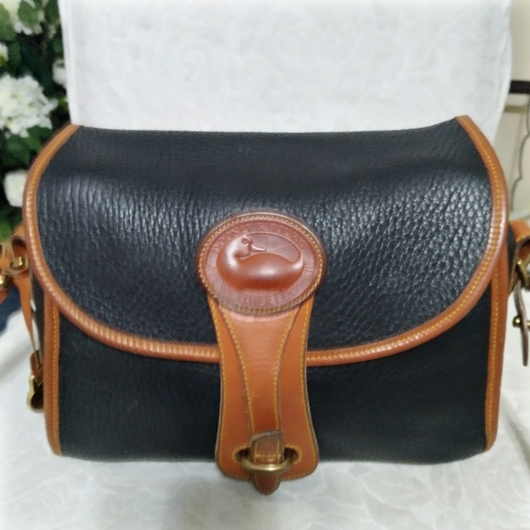 Dooney & Bourke Vintage All Weather Leather purse - Picture 1 of 16